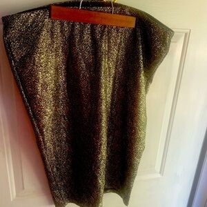 Gold metallic pencil skirt